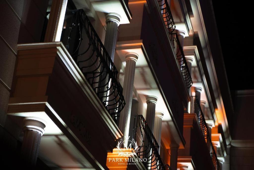 Park Milano Hotel İzmir Exterior photo